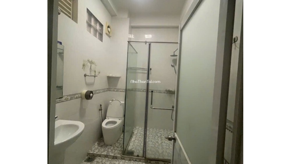 Bán nhà MT Q.4, đường 16,  4 tầng, 4.5x10m, Nhỉnh 12 tỷ